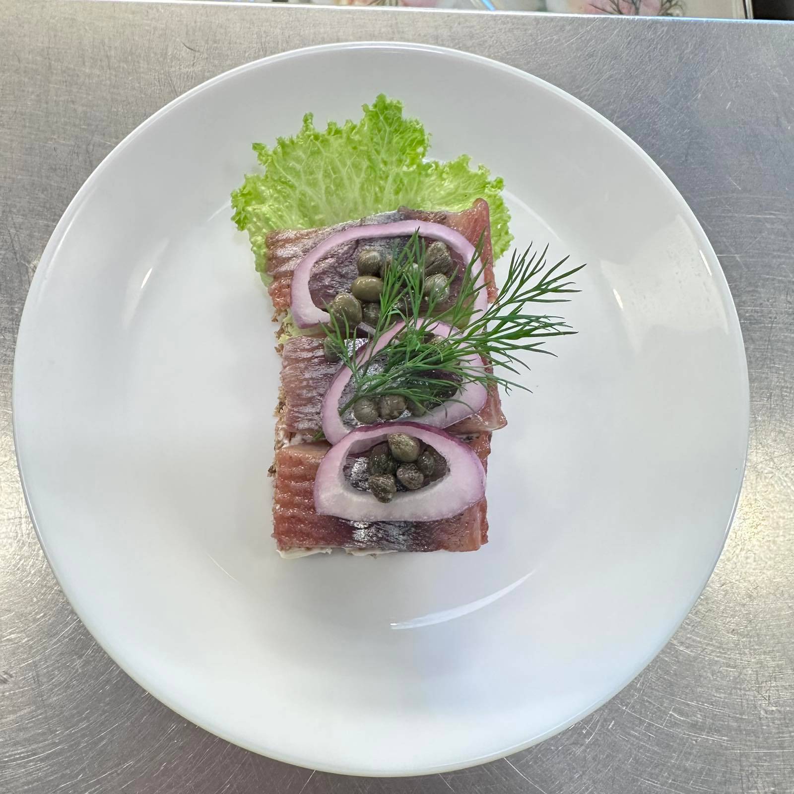 Kryddsill – Dansk Smørrebrød