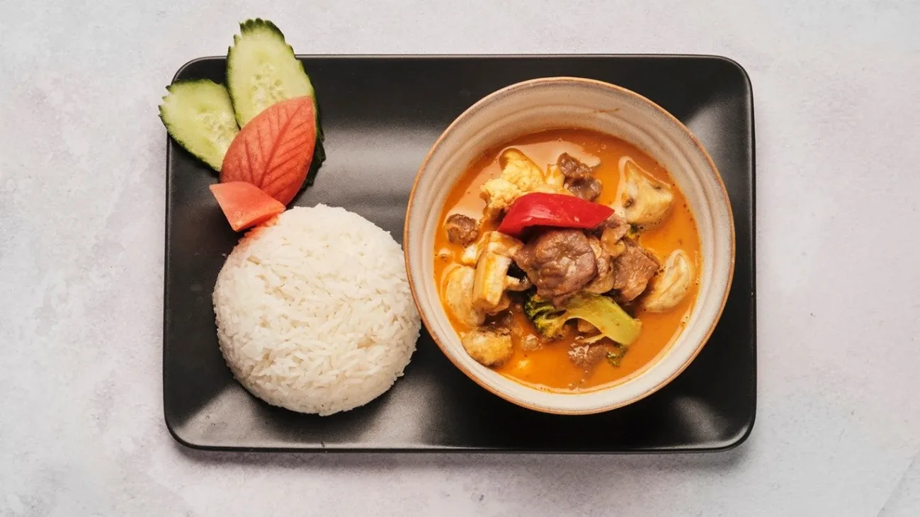 22. Paneng Curry