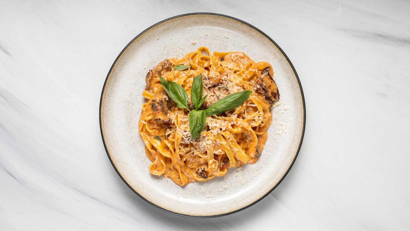 PASTA CON CARNE