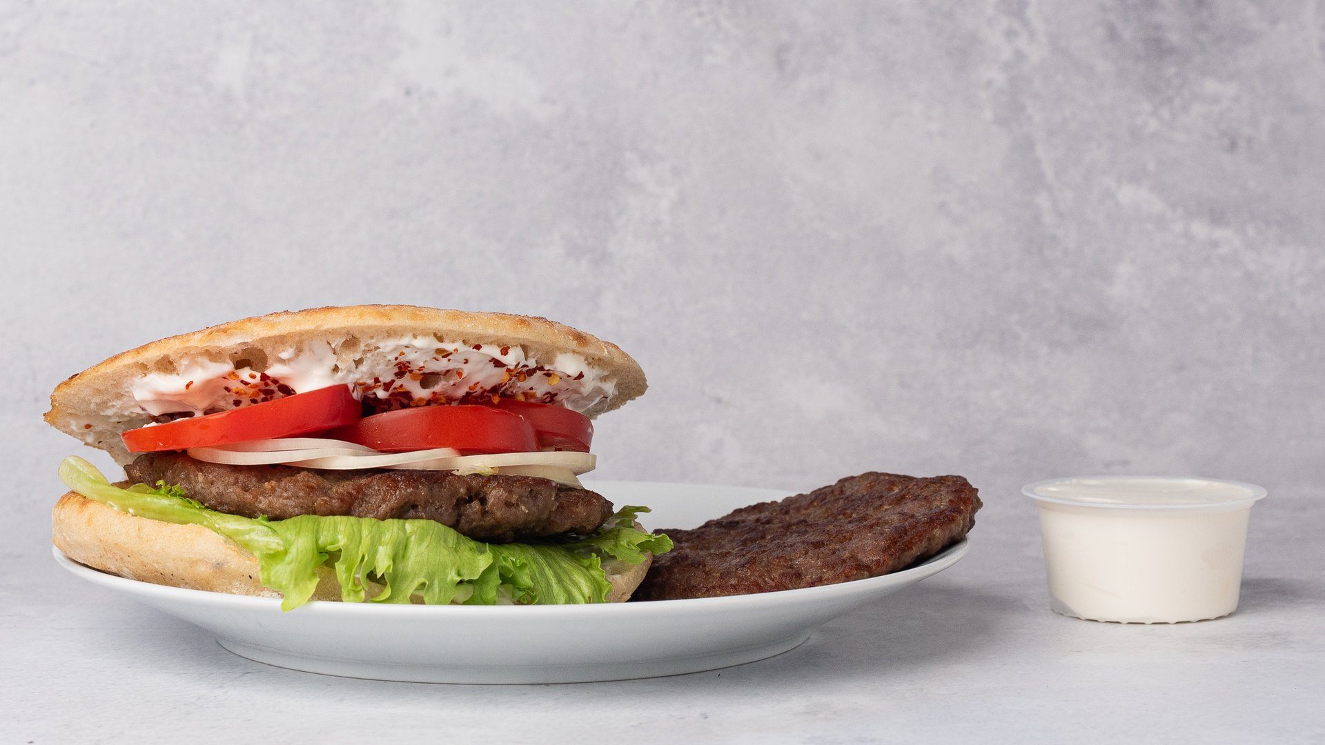 Standard Pljeskavica ( 150 gram kött )