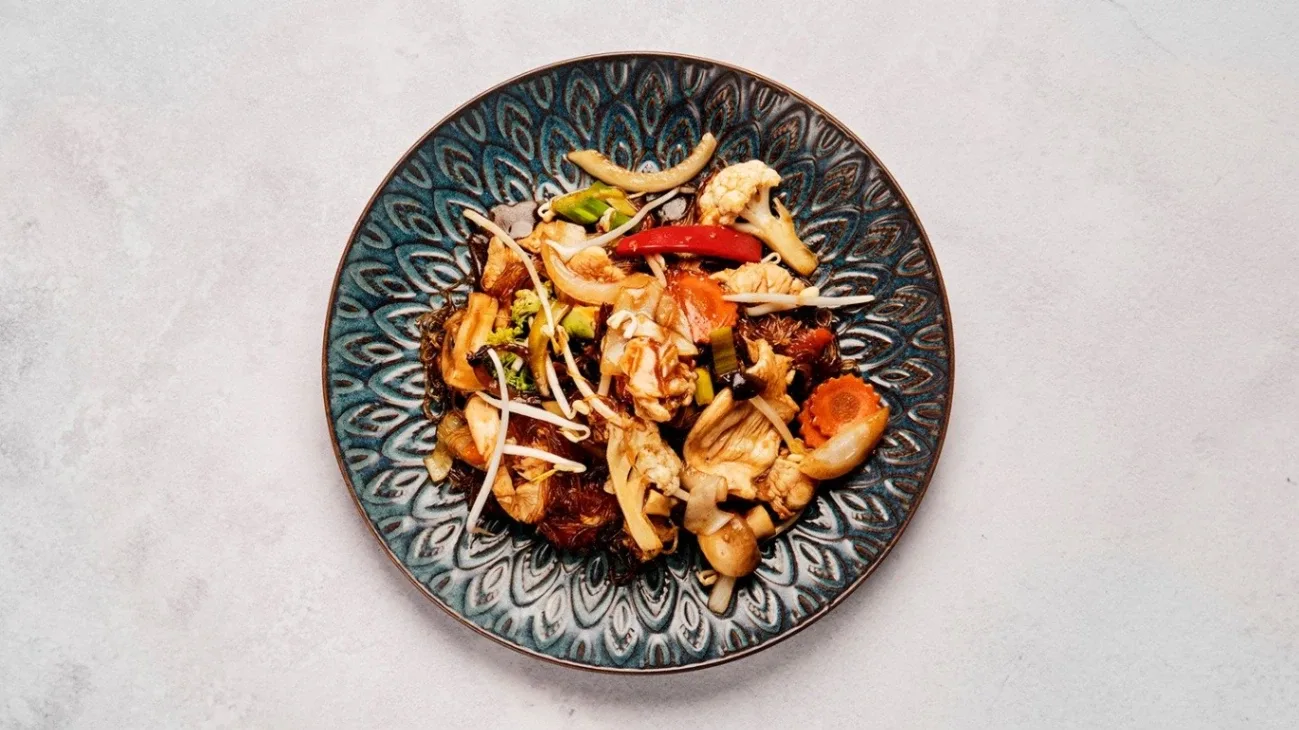 8. Pad Poj Sien