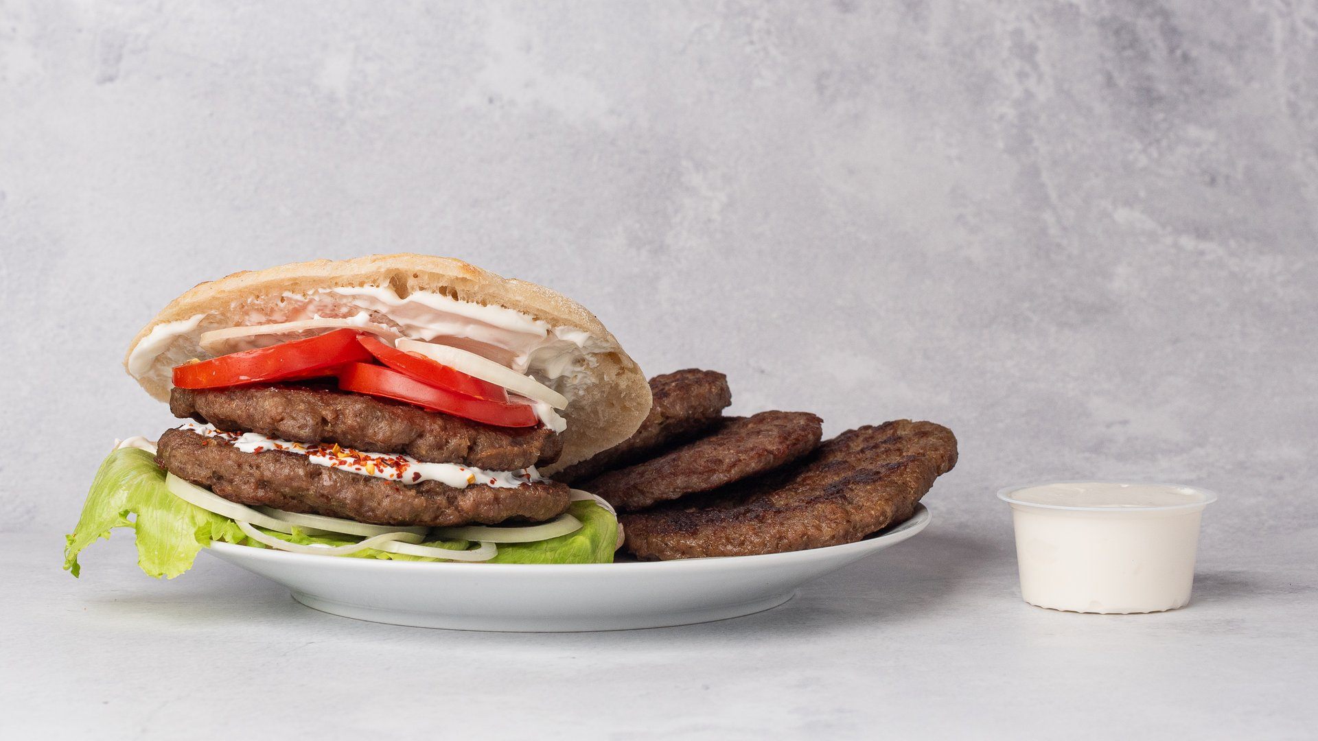 Hulk Pljeskavica ( 600 gram kött )