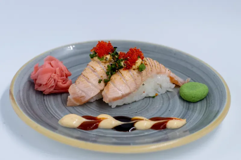 Flamberad Lax Nigiri
