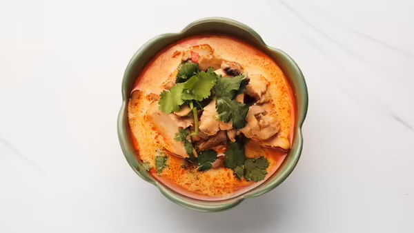 Tom Yam Kai